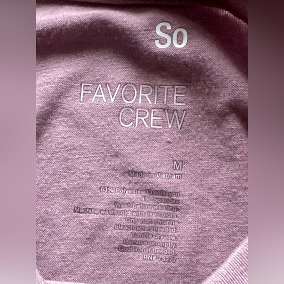 SO Favorite Long Sleeve Crew Neck Light Purple Juniors Medium - Picture 3 of 6